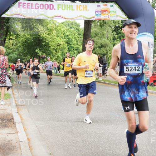 29.06.2025 - hella hamburg halbmarathon MichiJ http://msf.ph/oto/8274492 29.06.2025 10:56:33 Zwischen KM18-KM19 1032, 1850, 4204, 5191, 5242, 11525, 14617, 18429, 19190 meine-sportfotos.de
