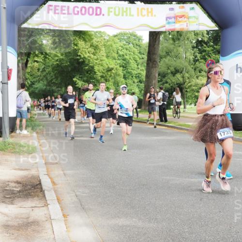 29.06.2025 - hella hamburg halbmarathon MichiJ http://msf.ph/oto/8274566 29.06.2025 10:31:31 Zwischen KM18-KM19 1735, 2415, 4080, 5477, 7865, 9114, 9534, 10099, 12153, 13897, 14813, 15706, 16338, 19229 meine-sportfotos.de