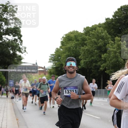29.06.2025 - hella hamburg halbmarathon Jannik Wohlers http://msf.ph/oto/8274576 29.06.2025 10:34:19 Lombardsbrücke 1025, 2023, 2355, 3130, 3420, 5453, 6034, 6171, 6310, 6329, 6335, 6843, 7020, 7386, 7644, 7733, 8369, 8793, 9122, 9164, 9448, 9514, 10335, 10674, 11122, 11245, 11646, 12164, 12236, 12382, 12764, 13311, 13416, 13471, 13473, 14273, 15310, 15380, 15477, 16238, 16311, 16390, 17412, 18892 meine-sportfotos.de