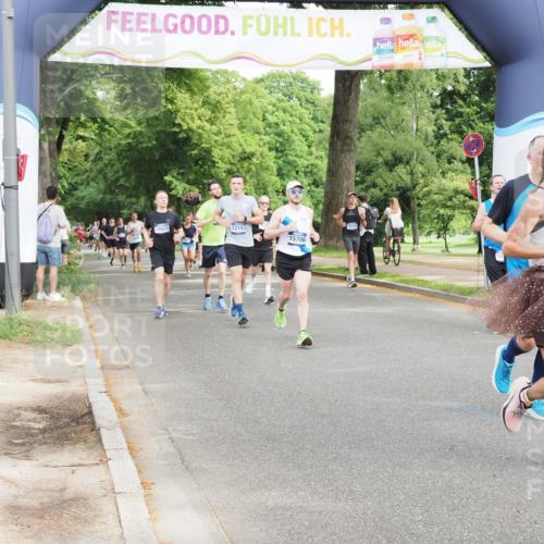 29.06.2025 - hella hamburg halbmarathon MichiJ http://msf.ph/oto/8274624 29.06.2025 10:31:32 Zwischen KM18-KM19 1735, 2415, 4080, 4318, 5477, 9114, 9534, 10099, 10493, 12153, 13897, 14813, 15706, 16338, 19229 meine-sportfotos.de