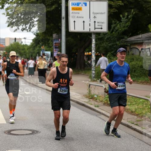 29.06.2025 - hella hamburg halbmarathon Yannick Fuchs http://msf.ph/oto/8274640 29.06.2025 10:49:18 20KM 1120, 1143, 1179, 1834, 2029, 2252, 2448, 2612, 3037, 3256, 4249, 4616, 4897, 5021, 5643, 6355, 6891, 7147, 7221, 7976, 8573, 8618, 8691, 10044, 10188, 10582, 11231, 11568, 12248, 12483, 12544, 12545, 13234, 13236, 13470, 14750, 14845, 14909, 15300, 15584, 15854, 15868, 15896, 16108, 16110, 16213, 16334, 16609, 17133, 17603, 17940, 18031, 18190, 18290, 19047 meine-sportfotos.de