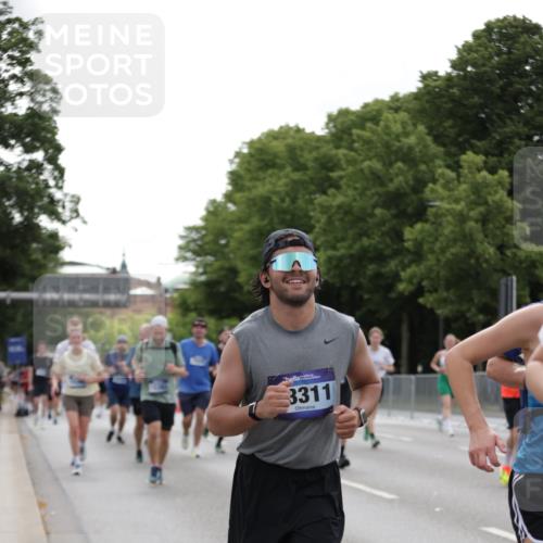 29.06.2025 - hella hamburg halbmarathon Jannik Wohlers http://msf.ph/oto/8274692 29.06.2025 10:34:19 Lombardsbrücke 1025, 2023, 2355, 3130, 3420, 5453, 6034, 6171, 6310, 6329, 6335, 6843, 7020, 7386, 7644, 7733, 8369, 8793, 9122, 9164, 9448, 9514, 10335, 10674, 11122, 11245, 11646, 12164, 12236, 12382, 12764, 13311, 13416, 13471, 13473, 14273, 15310, 15380, 15477, 16238, 16311, 16390, 17412, 18892 meine-sportfotos.de