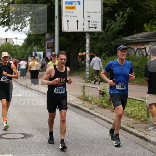 29.06.2025 - hella hamburg halbmarathon Yannick Fuchs http://msf.ph/oto/8274723 29.06.2025 10:49:19 20KM 1120, 1143, 1179, 1834, 2029, 2252, 2448, 2612, 3037, 3256, 4249, 4616, 4897, 5021, 5643, 6891, 7147, 7221, 7976, 8573, 8618, 8691, 10044, 10188, 10582, 11231, 11568, 12248, 12483, 12544, 12545, 13234, 13236, 13470, 14750, 14909, 15300, 15484, 15584, 15854, 15868, 15896, 16108, 16110, 16213, 16334, 16609, 17133, 17603, 17940, 18190, 18290, 19047 meine-sportfotos.de