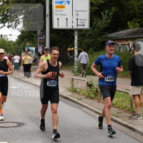 29.06.2025 - hella hamburg halbmarathon Yannick Fuchs http://msf.ph/oto/8274747 29.06.2025 10:49:19 20KM 1120, 1143, 1179, 1834, 2029, 2252, 2448, 2612, 3037, 3256, 4249, 4616, 4897, 5021, 5643, 6891, 7147, 7221, 7976, 8573, 8618, 8691, 10044, 10188, 10582, 11231, 11568, 12248, 12483, 12544, 12545, 13234, 13236, 13470, 14750, 14909, 15300, 15484, 15584, 15854, 15868, 15896, 16108, 16110, 16213, 16334, 16609, 17133, 17603, 17940, 18190, 18290, 19047 meine-sportfotos.de
