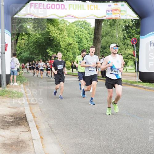 29.06.2025 - hella hamburg halbmarathon MichiJ http://msf.ph/oto/8274851 29.06.2025 10:31:33 Zwischen KM18-KM19 1735, 2415, 4080, 4318, 4425, 5477, 9114, 9534, 10099, 10493, 12153, 13897, 15706, 16338, 19229 meine-sportfotos.de