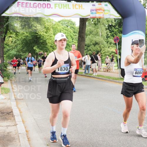 29.06.2025 - hella hamburg halbmarathon MichiJ http://msf.ph/oto/8274852 29.06.2025 10:56:39 Zwischen KM18-KM19 1745, 1766, 1830, 1850, 2359, 5191, 6664, 6871, 10297, 11525, 12457, 14617, 18343 meine-sportfotos.de