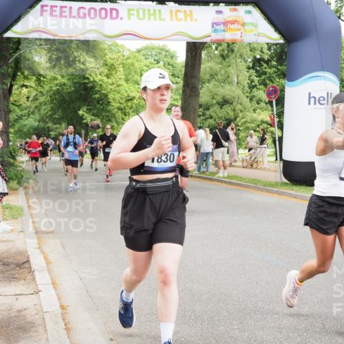 29.06.2025 - hella hamburg halbmarathon MichiJ http://msf.ph/oto/8274861 29.06.2025 10:56:39 Zwischen KM18-KM19 1745, 1766, 1830, 1850, 2359, 5191, 6664, 6871, 10297, 11525, 12457, 14617, 18343 meine-sportfotos.de