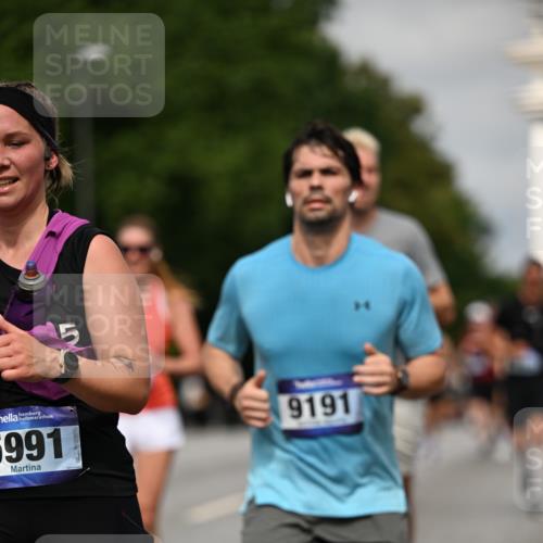 29.06.2025 - hella hamburg halbmarathon Dr. Thomas Lammeyer http://msf.ph/oto/8274886 29.06.2025 10:15:31 Kennedybrücke 1166, 1531, 1866, 1992, 2661, 4227, 5254, 5379, 5990, 5991, 7571, 8368, 9169, 9191, 10042, 10372, 10428, 11321 meine-sportfotos.de
