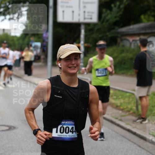 29.06.2025 - hella hamburg halbmarathon Yannick Fuchs http://msf.ph/oto/8274910 29.06.2025 10:49:20 20KM 1120, 1143, 1179, 1834, 2029, 2252, 2448, 2612, 3037, 3256, 4249, 4616, 4897, 5021, 5643, 6891, 7147, 7221, 7976, 8573, 8618, 8691, 10044, 10188, 10582, 11231, 11568, 12248, 12483, 12544, 12545, 13234, 13236, 13470, 14750, 14909, 15300, 15484, 15584, 15854, 15868, 15896, 16108, 16110, 16176, 16213, 16334, 16609, 17133, 17603, 17734, 17940, 18190, 18290, 19047 meine-sportfotos.de
