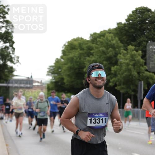 29.06.2025 - hella hamburg halbmarathon Jannik Wohlers http://msf.ph/oto/8274962 29.06.2025 10:34:19 Lombardsbrücke 1025, 2023, 2355, 3130, 3420, 5453, 6034, 6171, 6310, 6329, 6335, 6843, 7020, 7386, 7644, 7733, 8369, 8793, 9122, 9164, 9448, 9514, 10335, 10674, 11122, 11245, 11646, 12164, 12236, 12382, 12764, 13311, 13416, 13471, 13473, 14273, 15310, 15380, 15477, 16238, 16311, 16390, 17412, 18892 meine-sportfotos.de