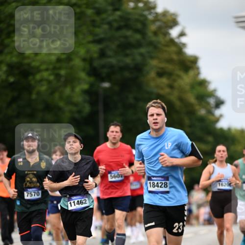 29.06.2025 - hella hamburg halbmarathon Dr. Thomas Lammeyer http://msf.ph/oto/8275006 29.06.2025 10:36:13 Kennedybrücke 1292, 1987, 2349, 2943, 3239, 3358, 3365, 3707, 3751, 3752, 3778, 4314, 4365, 4605, 4924, 5496, 5601, 5658, 5743, 6218, 7239, 7295, 7334, 7344, 7535, 7570, 7695, 7816, 7898, 8072, 8073, 8124, 8127, 8303, 8538, 8757, 9125, 9604, 10248, 10924, 11168, 11225, 11248, 11362 meine-sportfotos.de