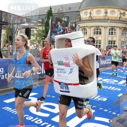 29.06.2025 - hella hamburg halbmarathon Michael Strokosch http://msf.ph/oto/8275009 29.06.2025 10:53:44 Ziel 1502, 2058, 2082, 2518, 2630, 3819, 5399, 6762, 8335, 10549, 10895, 11588, 11589, 11604, 12632, 13865, 14702, 14818, 15061, 15441, 15856, 16092, 17482, 18143, 18514, 18666, 18715 meine-sportfotos.de