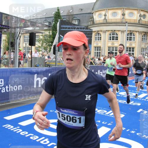 29.06.2025 - hella hamburg halbmarathon Michael Strokosch http://msf.ph/oto/8275082 29.06.2025 10:53:45 Ziel 1502, 2058, 2082, 2518, 2630, 3819, 5399, 6762, 6877, 8285, 8335, 10549, 10895, 11588, 11589, 11604, 12632, 13865, 14702, 14818, 15061, 15441, 16092, 17482, 18143, 18514, 18666, 18715 meine-sportfotos.de