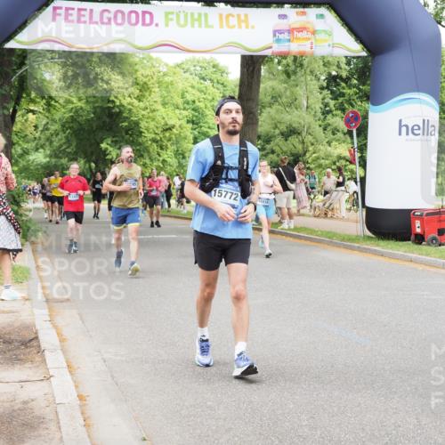 29.06.2025 - hella hamburg halbmarathon MichiJ http://msf.ph/oto/8275155 29.06.2025 10:56:44 Zwischen KM18-KM19 1745, 1766, 1830, 2359, 6871, 10297, 11595, 13237, 15038, 15772 meine-sportfotos.de