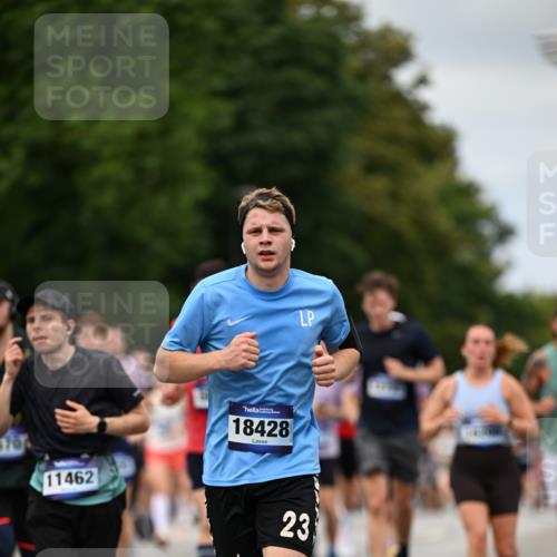 29.06.2025 - hella hamburg halbmarathon Dr. Thomas Lammeyer http://msf.ph/oto/8275196 29.06.2025 10:36:14 Kennedybrücke 1292, 1987, 2349, 2943, 3022, 3239, 3358, 3365, 3707, 3751, 3752, 3778, 4314, 4365, 4605, 4924, 5496, 5601, 5658, 5743, 6218, 7239, 7295, 7334, 7344, 7535, 7570, 7695, 7898, 8072, 8073, 8124, 8127, 8303, 8538, 8757, 9125, 9604, 10248, 10924, 11168, 11225, 11248, 11362 meine-sportfotos.de