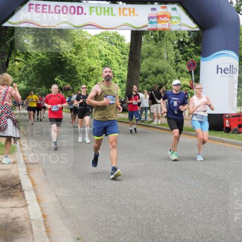 29.06.2025 - hella hamburg halbmarathon MichiJ http://msf.ph/oto/8275302 29.06.2025 10:56:46 Zwischen KM18-KM19 2359, 6871, 11595, 13237, 15038, 15772 meine-sportfotos.de