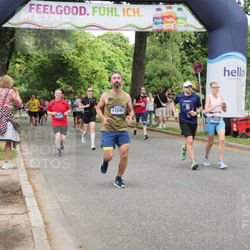 29.06.2025 - hella hamburg halbmarathon MichiJ http://msf.ph/oto/8275322 29.06.2025 10:56:46 Zwischen KM18-KM19 2359, 6871, 11595, 13237, 15038, 15772 meine-sportfotos.de