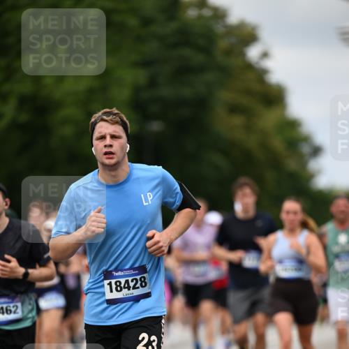29.06.2025 - hella hamburg halbmarathon Dr. Thomas Lammeyer http://msf.ph/oto/8275323 29.06.2025 10:36:14 Kennedybrücke 1292, 1987, 2349, 2943, 3022, 3239, 3358, 3365, 3707, 3751, 3752, 3778, 4314, 4365, 4605, 4924, 5496, 5601, 5658, 5743, 6218, 7239, 7295, 7334, 7344, 7535, 7570, 7695, 7898, 8072, 8073, 8124, 8127, 8303, 8538, 8757, 9125, 9604, 10248, 10924, 11168, 11225, 11248, 11362 meine-sportfotos.de