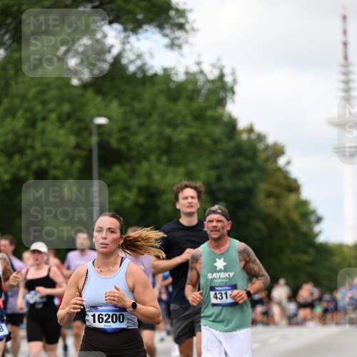 29.06.2025 - hella hamburg halbmarathon Dr. Thomas Lammeyer http://msf.ph/oto/8275380 29.06.2025 10:36:18 Kennedybrücke 1292, 1640, 1987, 2349, 2943, 3022, 3239, 3365, 3707, 3751, 3752, 3778, 4314, 4365, 4605, 4924, 5496, 5601, 5658, 5743, 5941, 6218, 6312, 6315, 7239, 7344, 7468, 7535, 7570, 7695, 7898, 8072, 8073, 8124, 8127, 8303, 8757, 9125, 9206, 9604, 10111, 10248, 10354, 10924, 11168, 11225, 11248, 11362 meine-sportfotos.de