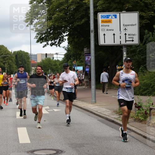 29.06.2025 - hella hamburg halbmarathon Yannick Fuchs http://msf.ph/oto/8275441 29.06.2025 10:49:23 20KM 1120, 1143, 1179, 1834, 2252, 2448, 2612, 3037, 3256, 4249, 4616, 4897, 5021, 5643, 6924, 7147, 7221, 7594, 7976, 8573, 8618, 8691, 10044, 10188, 10582, 11231, 12248, 12483, 12544, 12545, 13234, 13236, 13470, 14365, 14750, 14909, 15300, 15484, 15584, 15818, 15884, 15896, 16108, 16110, 16176, 16213, 16334, 16521, 16609, 17133, 17259, 17603, 17640, 17642, 17734, 17940, 18064, 18190, 18290, 19047 meine-sportfotos.de
