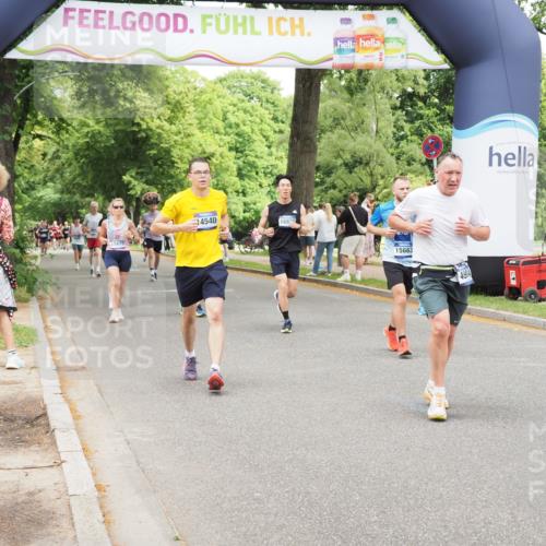 29.06.2025 - hella hamburg halbmarathon MichiJ http://msf.ph/oto/8275558 29.06.2025 10:56:51 Zwischen KM18-KM19 1347, 4904, 11542, 11595, 12658, 13475, 13818, 14540, 15037, 15038, 15663, 16255, 16826, 17806 meine-sportfotos.de
