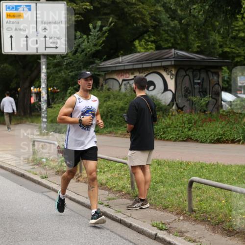 29.06.2025 - hella hamburg halbmarathon Yannick Fuchs http://msf.ph/oto/8275582 29.06.2025 10:49:24 20KM 1120, 1143, 1179, 1193, 1834, 2252, 2612, 3037, 3058, 3256, 4249, 4897, 5021, 5643, 6924, 7147, 7221, 7594, 7976, 8573, 8691, 10044, 10188, 10582, 11231, 12248, 12483, 12544, 12545, 13234, 13236, 13470, 14365, 14750, 14909, 15300, 15484, 15584, 15818, 15884, 16108, 16176, 16213, 16334, 16521, 16609, 17133, 17259, 17603, 17640, 17642, 17734, 17940, 18064, 18190, 18290, 19047 meine-sportfotos.de