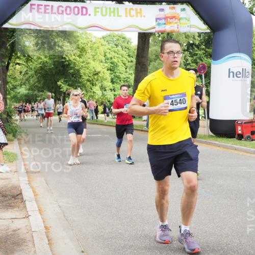29.06.2025 - hella hamburg halbmarathon MichiJ http://msf.ph/oto/8275724 29.06.2025 10:56:52 Zwischen KM18-KM19 1347, 4904, 11542, 12658, 13475, 13818, 14540, 15037, 15038, 15663, 16255, 16826, 17806 meine-sportfotos.de