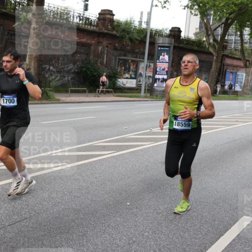 29.06.2025 - hella hamburg halbmarathon Yannick Fuchs http://msf.ph/oto/8275746 29.06.2025 10:37:14 20KM 1353, 1675, 1700, 1735, 2233, 4235, 5011, 5124, 5436, 5477, 7035, 7448, 7734, 7765, 7865, 9364, 9371, 9534, 9833, 10216, 10469, 11907, 12839, 13446, 14226, 14447, 14560, 14813, 15095, 15175, 15255, 15297, 15301, 15328, 15535, 15851, 16295, 16333, 16660, 16677, 17000, 17177, 17733, 17911, 18004, 18275, 18304, 18559, 18632, 18659, 18680, 18987 meine-sportfotos.de