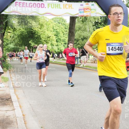 29.06.2025 - hella hamburg halbmarathon MichiJ http://msf.ph/oto/8275773 29.06.2025 10:56:53 Zwischen KM18-KM19 1347, 4904, 11542, 12658, 13475, 13818, 14540, 15037, 15663, 16255, 16826, 17708, 17806 meine-sportfotos.de