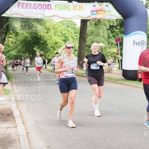 29.06.2025 - hella hamburg halbmarathon MichiJ http://msf.ph/oto/8275850 29.06.2025 10:56:54 Zwischen KM18-KM19 1347, 4904, 9338, 11542, 12658, 13475, 13818, 14540, 15037, 15663, 16255, 16826, 17708, 17806 meine-sportfotos.de