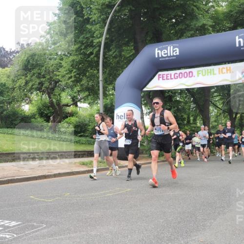 29.06.2025 - hella hamburg halbmarathon KatJ http://msf.ph/oto/8275900 29.06.2025 10:40:15 Zwischen KM18-KM19 1151, 1258, 2208, 3715, 3952, 4029, 5378, 5638, 6481, 7896, 8273, 8651 meine-sportfotos.de