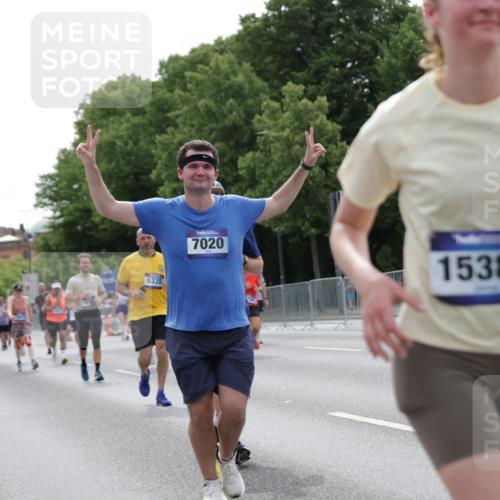 29.06.2025 - hella hamburg halbmarathon Jannik Wohlers http://msf.ph/oto/8275986 29.06.2025 10:34:25 Lombardsbrücke 1025, 2355, 3130, 3420, 4884, 5453, 6310, 6335, 6379, 6843, 7020, 7299, 7386, 8369, 8793, 9122, 9164, 9248, 9448, 9514, 10335, 10464, 10606, 11122, 11245, 11646, 12019, 12164, 12236, 12382, 12555, 12764, 13311, 13416, 13471, 13473, 14273, 14527, 15310, 15380, 15477, 15984, 16311, 16471, 17412, 18892 meine-sportfotos.de