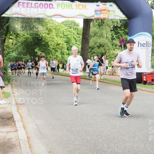29.06.2025 - hella hamburg halbmarathon MichiJ http://msf.ph/oto/8276029 29.06.2025 10:56:58 Zwischen KM18-KM19 9338, 9663, 10700, 13475, 14540, 16255, 16826, 17708, 17806 meine-sportfotos.de
