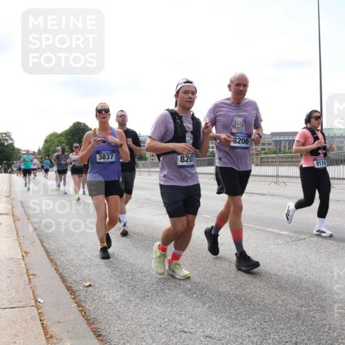 29.06.2025 - hella hamburg halbmarathon Lena Gebhardt http://msf.ph/oto/8276045 29.06.2025 10:11:30 Lombardsbrücke 1328, 1531, 1723, 1866, 1992, 2868, 3363, 3837, 4227, 4287, 5254, 5605, 5653, 7271, 7571, 8115, 8171, 8206, 8207, 8368, 8561, 8807, 8810, 9119, 9428, 10196, 10372, 10428, 11149, 11321, 11507, 11755, 12286, 12473, 12571, 12836, 13177, 13203, 13603, 13939, 14008, 14022, 14149, 15009, 15252, 15797, 15908, 15945, 16383, 17080, 17142, 17500, 17638, 17787, 17866, 18278, 18382, 19172, 19241 meine-sportfotos.de