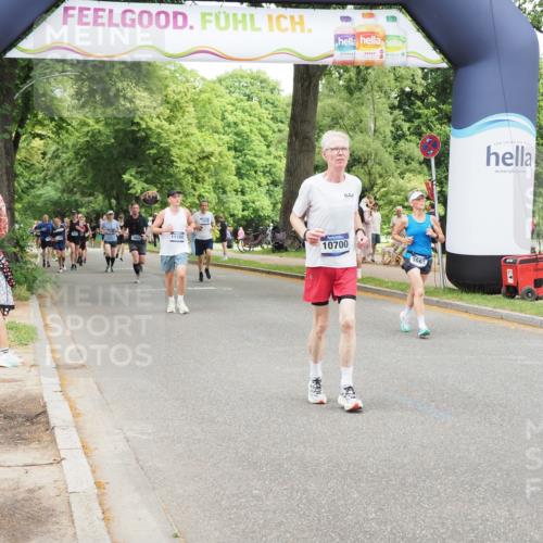 29.06.2025 - hella hamburg halbmarathon MichiJ http://msf.ph/oto/8276185 29.06.2025 10:56:59 Zwischen KM18-KM19 9338, 9663, 10700, 11780, 13475, 14540, 16255, 17708, 17806 meine-sportfotos.de