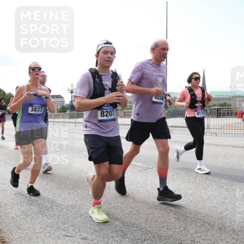 29.06.2025 - hella hamburg halbmarathon Lena Gebhardt http://msf.ph/oto/8276414 29.06.2025 10:11:30 Lombardsbrücke 1328, 1531, 1723, 1866, 1992, 2868, 3363, 3837, 4227, 4287, 5254, 5605, 5653, 7271, 7571, 8115, 8171, 8206, 8207, 8368, 8561, 8807, 8810, 9119, 9428, 10196, 10372, 10428, 11149, 11321, 11507, 11755, 12286, 12473, 12571, 12836, 13177, 13203, 13603, 13939, 14008, 14022, 14149, 15009, 15252, 15797, 15908, 15945, 16383, 17080, 17142, 17500, 17638, 17787, 17866, 18278, 18382, 19172, 19241 meine-sportfotos.de