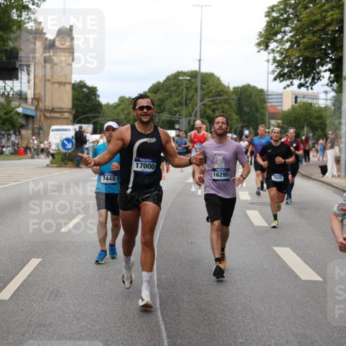 29.06.2025 - hella hamburg halbmarathon Yannick Fuchs http://msf.ph/oto/8276644 29.06.2025 10:37:17 20KM 1353, 1675, 1700, 1735, 2233, 2653, 4229, 4235, 5011, 5124, 5477, 7035, 7448, 7734, 7865, 9364, 9371, 9534, 9833, 10216, 10469, 11907, 12839, 14226, 14447, 14560, 14813, 15095, 15255, 15297, 15301, 15328, 15535, 15851, 16295, 16333, 16677, 17000, 17177, 17733, 17911, 18004, 18275, 18304, 18559, 18632, 18659, 18680, 18987 meine-sportfotos.de