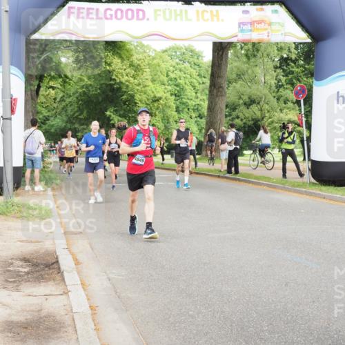 29.06.2025 - hella hamburg halbmarathon MichiJ http://msf.ph/oto/8276676 29.06.2025 10:31:48 Zwischen KM18-KM19 3437, 7185, 10237, 10669, 12723, 12776, 14849, 16697, 16997, 17251, 18650, 18678, 19038, 19051 meine-sportfotos.de