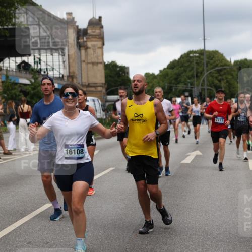 29.06.2025 - hella hamburg halbmarathon Yannick Fuchs http://msf.ph/oto/8276785 29.06.2025 10:49:27 20KM 1120, 1143, 1179, 1193, 1834, 2612, 3037, 3058, 3256, 3668, 4249, 4897, 5021, 5643, 5672, 6569, 6591, 6924, 7147, 7221, 7594, 7976, 8573, 8691, 10188, 10582, 11231, 12248, 12544, 12545, 13234, 13236, 13470, 14365, 14750, 14909, 15184, 15300, 15484, 15584, 15818, 15884, 16108, 16176, 16213, 16334, 16521, 16609, 17133, 17259, 17603, 17640, 17642, 17734, 17940, 18064, 18190, 18290, 19047 meine-sportfotos.de