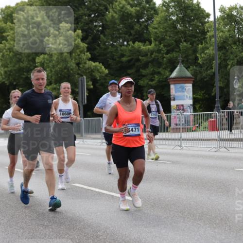 29.06.2025 - hella hamburg halbmarathon Jannik Wohlers http://msf.ph/oto/8276836 29.06.2025 10:34:32 Lombardsbrücke 1284, 1849, 2355, 3130, 3409, 4884, 6310, 6335, 6379, 6397, 7020, 7299, 8369, 8793, 9122, 9248, 10358, 10464, 10606, 11122, 11646, 12019, 12236, 12382, 12555, 12764, 13416, 13471, 13473, 13623, 13829, 14273, 14527, 15226, 15380, 15488, 15732, 15984, 16471, 16778, 17344 meine-sportfotos.de