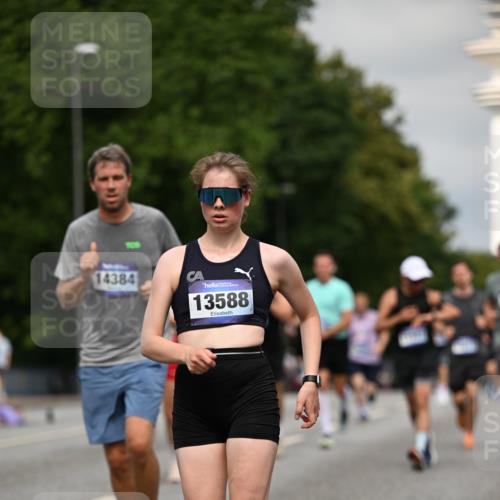 29.06.2025 - hella hamburg halbmarathon Dr. Thomas Lammeyer http://msf.ph/oto/8276931 29.06.2025 10:15:40 Kennedybrücke 1062, 1166, 1992, 2661, 4227, 5254, 5990, 5991, 7474, 7571, 8368, 9191, 9254, 10042, 10428 meine-sportfotos.de