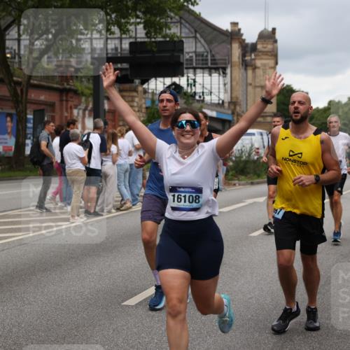 29.06.2025 - hella hamburg halbmarathon Yannick Fuchs http://msf.ph/oto/8276979 29.06.2025 10:49:28 20KM 1120, 1143, 1179, 1193, 1834, 2612, 3037, 3058, 3256, 3668, 4249, 4897, 5021, 5643, 5672, 6569, 6591, 6924, 7147, 7221, 7594, 7976, 8573, 8691, 10188, 10582, 11231, 12248, 12544, 12545, 13234, 13236, 13470, 14365, 14750, 15184, 15300, 15484, 15584, 15818, 15884, 16108, 16176, 16213, 16334, 16521, 16609, 17133, 17259, 17603, 17640, 17642, 17734, 17940, 18064, 18290, 18741, 19047 meine-sportfotos.de