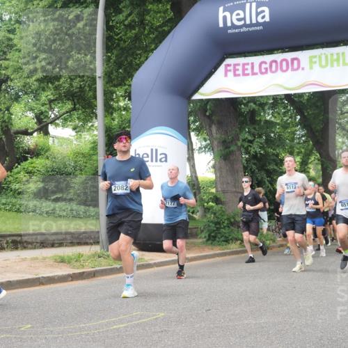 29.06.2025 - hella hamburg halbmarathon KatJ http://msf.ph/oto/8276988 29.06.2025 10:40:22 Zwischen KM18-KM19 1151, 2082, 5907, 6511, 6512, 7177, 7274, 8361 meine-sportfotos.de