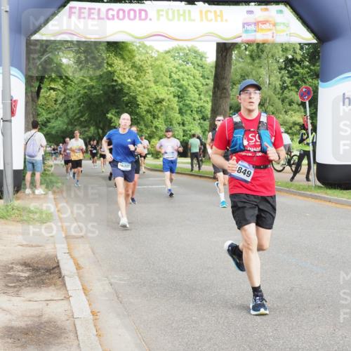 29.06.2025 - hella hamburg halbmarathon MichiJ http://msf.ph/oto/8276999 29.06.2025 10:31:49 Zwischen KM18-KM19 3437, 7185, 10237, 11778, 12723, 12776, 14849, 16997, 18678, 19038, 19051 meine-sportfotos.de