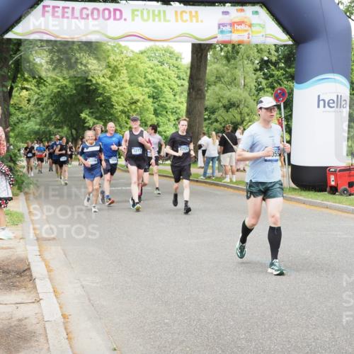 29.06.2025 - hella hamburg halbmarathon MichiJ http://msf.ph/oto/8277032 29.06.2025 10:57:07 Zwischen KM18-KM19 2055, 3844, 8755, 10685, 11271, 11780, 12521, 13796, 14404 meine-sportfotos.de