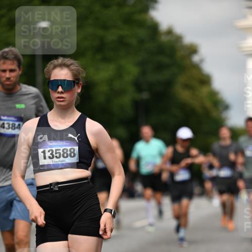 29.06.2025 - hella hamburg halbmarathon Dr. Thomas Lammeyer http://msf.ph/oto/8277039 29.06.2025 10:15:41 Kennedybrücke 1062, 1166, 1992, 2661, 3837, 4227, 5254, 5990, 5991, 7370, 7474, 7571, 8368, 9191, 9254, 10042, 10428 meine-sportfotos.de