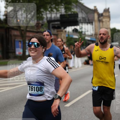 29.06.2025 - hella hamburg halbmarathon Yannick Fuchs http://msf.ph/oto/8277081 29.06.2025 10:49:28 20KM 1120, 1143, 1179, 1193, 1834, 2612, 3037, 3058, 3256, 3668, 4249, 4897, 5021, 5643, 5672, 6569, 6591, 6924, 7147, 7221, 7594, 7976, 8573, 8691, 10188, 10582, 11231, 12248, 12544, 12545, 13234, 13236, 13470, 14365, 14750, 15184, 15300, 15484, 15584, 15818, 15884, 16108, 16176, 16213, 16334, 16521, 16609, 17133, 17259, 17603, 17640, 17642, 17734, 17940, 18064, 18290, 18741, 19047 meine-sportfotos.de