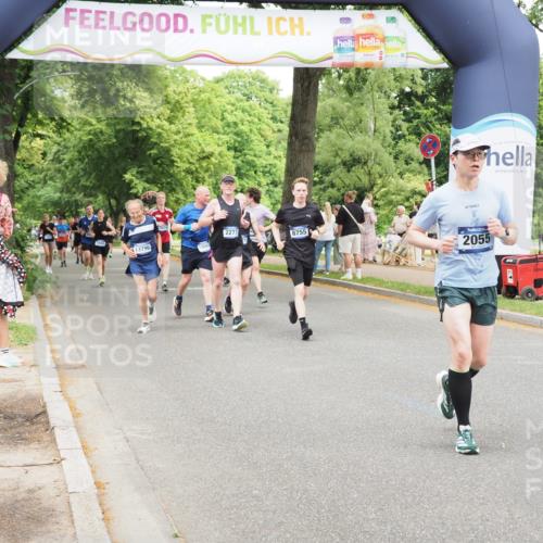 29.06.2025 - hella hamburg halbmarathon MichiJ http://msf.ph/oto/8277084 29.06.2025 10:57:07 Zwischen KM18-KM19 2055, 3844, 8755, 10685, 11271, 11780, 12521, 13796, 14404 meine-sportfotos.de