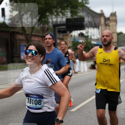 29.06.2025 - hella hamburg halbmarathon Yannick Fuchs http://msf.ph/oto/8277134 29.06.2025 10:49:28 20KM 1120, 1143, 1179, 1193, 1834, 2612, 3037, 3058, 3256, 3668, 4249, 4897, 5021, 5643, 5672, 6569, 6591, 6924, 7147, 7221, 7594, 7976, 8573, 8691, 10188, 10582, 11231, 12248, 12544, 12545, 13234, 13236, 13470, 14365, 14750, 15184, 15300, 15484, 15584, 15818, 15884, 16108, 16176, 16213, 16334, 16521, 16609, 17133, 17259, 17603, 17640, 17642, 17734, 17940, 18064, 18290, 18741, 19047 meine-sportfotos.de