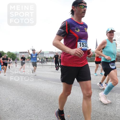 29.06.2025 - hella hamburg halbmarathon Lena Gebhardt http://msf.ph/oto/8277298 29.06.2025 10:46:27 Lombardsbrücke 1371, 1375, 1429, 1465, 1532, 1608, 1837, 1867, 1868, 1999, 2423, 2500, 2697, 2773, 2813, 2951, 3410, 3469, 3734, 4119, 4202, 4223, 4296, 4355, 4448, 4604, 5697, 5703, 5769, 5770, 5854, 5892, 6068, 6124, 6161, 6392, 7303, 7364, 7368, 7374, 7767, 7894, 7960, 7983, 8047, 8477, 8551, 8700, 9129, 9337, 9426, 9445, 9691, 10153, 10230, 11358, 11361, 11876, 11910, 12298, 12333, 12507, 12522, 13969, 14261, 15852, 16882, 16987 meine-sportfotos.de
